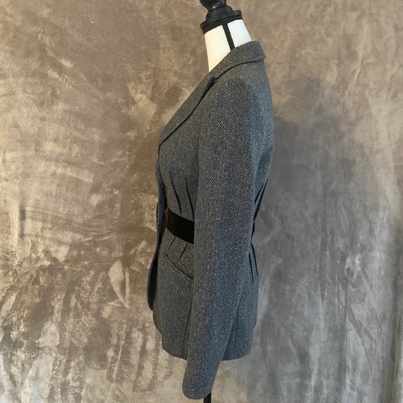 Dolce&Gabbana suit. - Picture 8 of 13